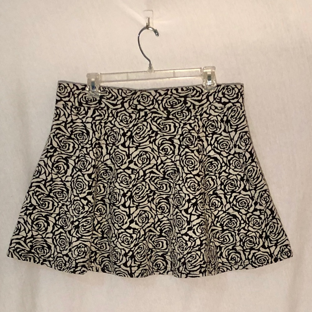 H&M Black and White Mini Skirt